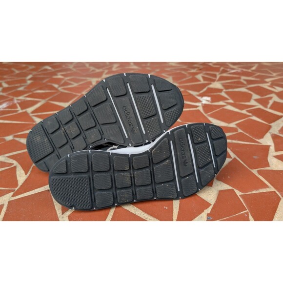 Adidas Swift Run Animal Print Sneakers-Black and Beige- Sz 6.5 - Picture 9 of 11